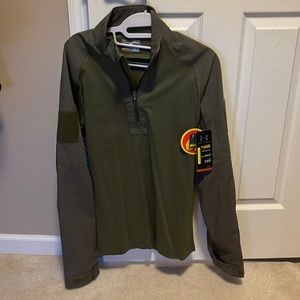 Under Armour -Tactical all season Men’s 1/4 Zip shirt. Size Medium, Color Green